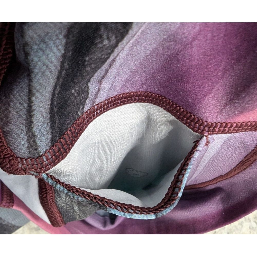 lululemon leggings 6 Multi Color Striped Inside Pocket - Picture 14 of 15